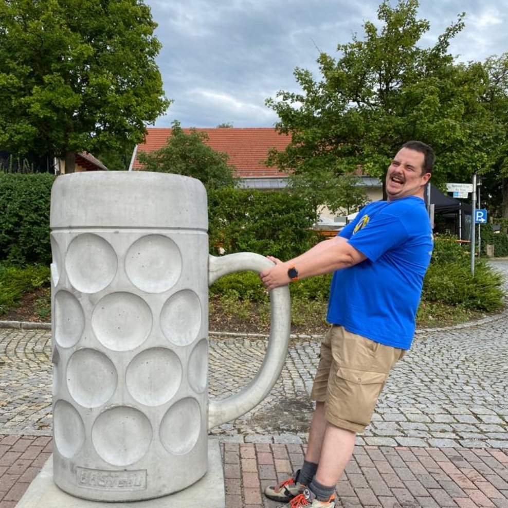 Atenzarus's tweet photo. #Hallertauer #Bierfestival 2022 - 🍻 https://t.co/kKbilzJ0zg