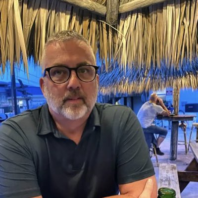 jim_farrell1's tweet photo. #NewProfilePic https://t.co/OqMFUnGJXk