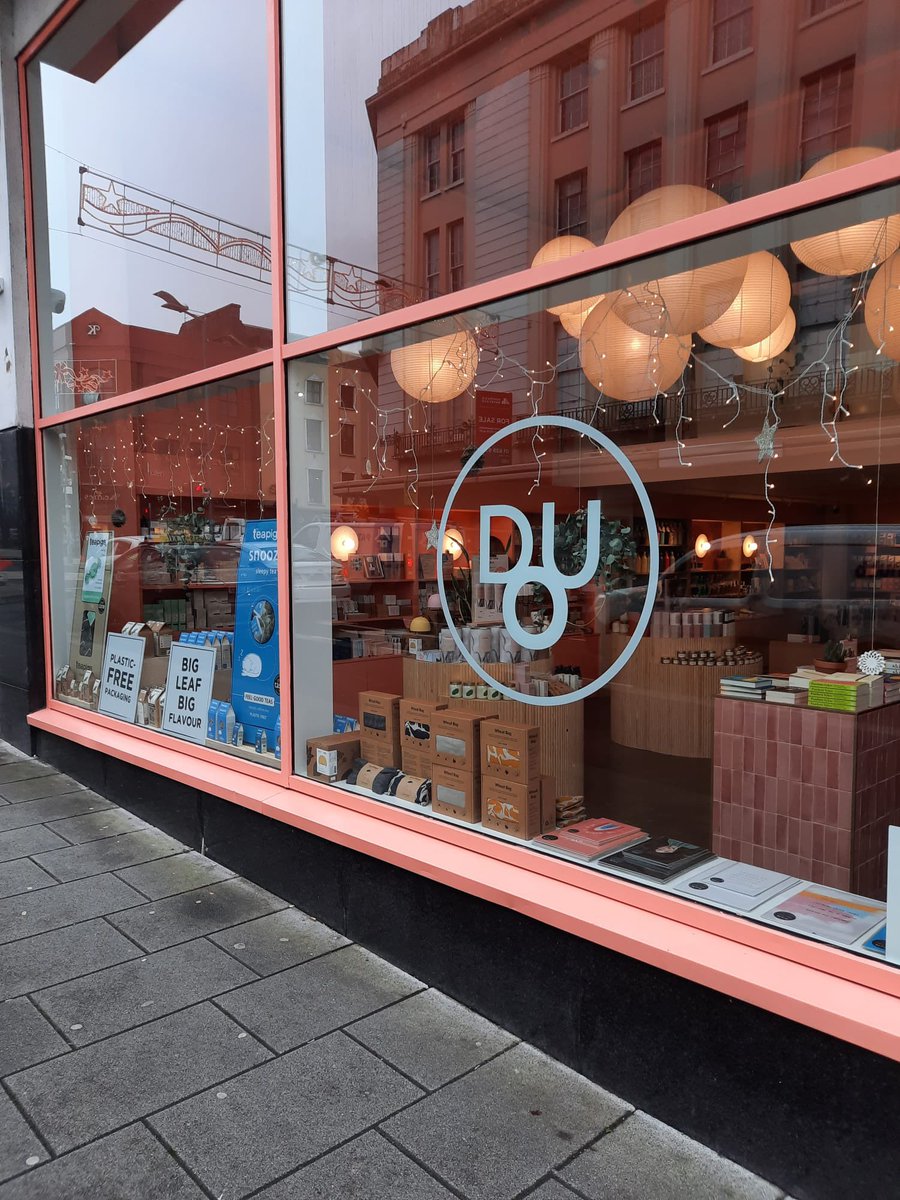 Lovely to visit Duo on Sarsfield Street today for a tea tasting event. Thanks to Duo’s Paul Ryan and the Teapigs team for the invitation. It’s a beautiful store with sustainability at the heart of all they do. Paul has also recently opened Duo Beag on Corbally Road. #limerickcity