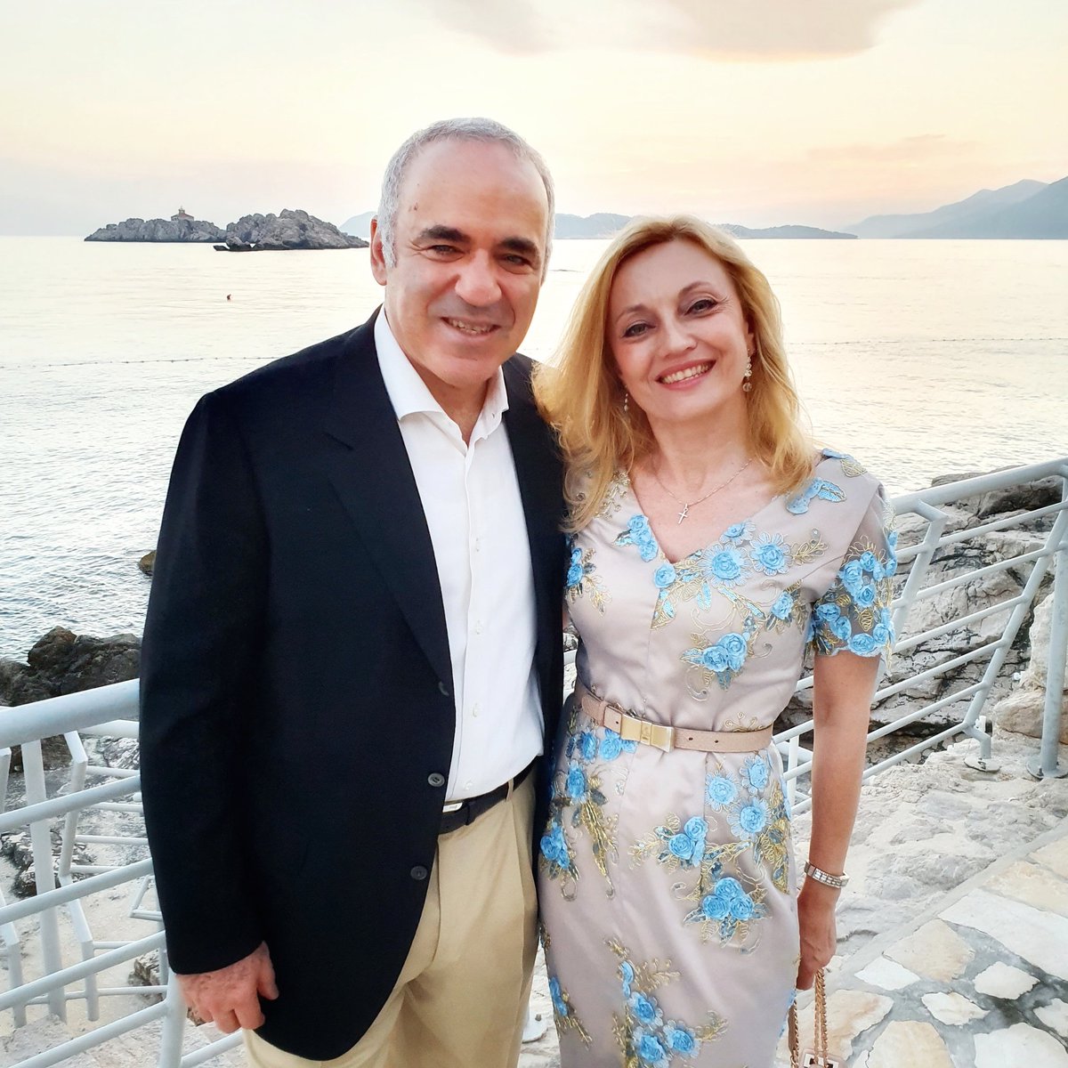 marijana_petir's tweet photo. Great to meet @Kasparov63 at #ISABS conference in Dubrovnik. #science #conference #dubrovnik #croatia #croatiafulloflife #photography #photooftheday
@Croatia_hr https://t.co/6X31Uz8RL9