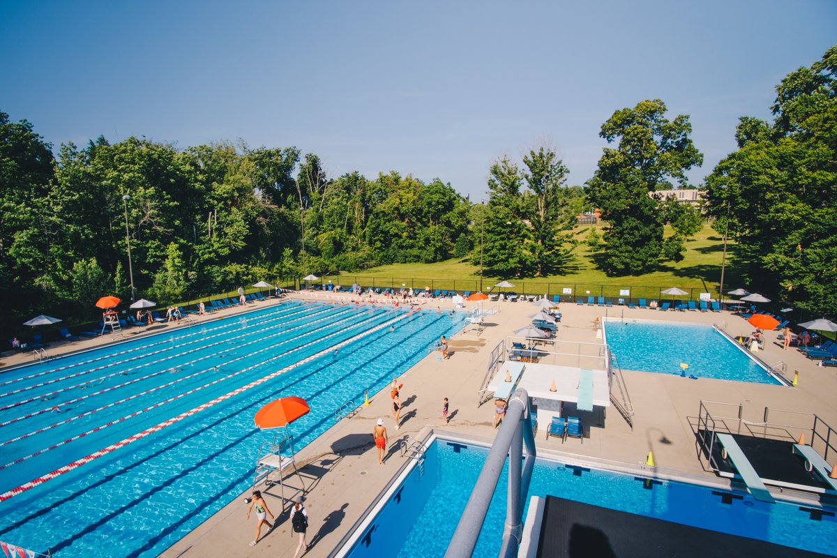 IUOutdoorPool's tweet photo. The sun is shining, the skies are blue &amp; the Outdoor Pool is ready for you! Check out our facility hours at https://t.co/dL88fSSEgf to plan your next visit ☀️🏊‍♂️ https://t.co/hFrsQPz8I0