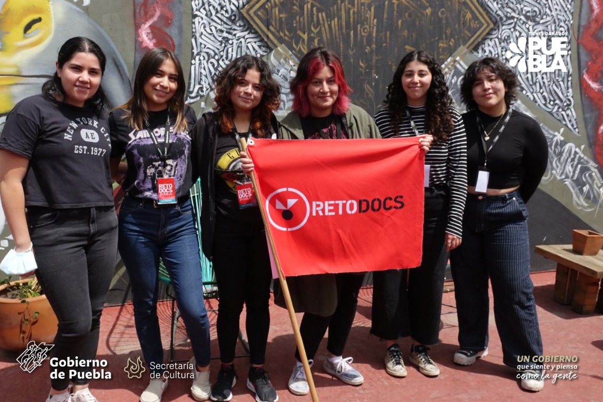 CulturaGobPue's tweet image. Llevamos a cabo el banderazo de salida al Reto #DOCSPuebla2022, el cual consiste en producir, en solo 100 horas, un cortometraje documental.

¡Mucha suerte a las y los participantes! #TienesGanasDePuebla ❤️.