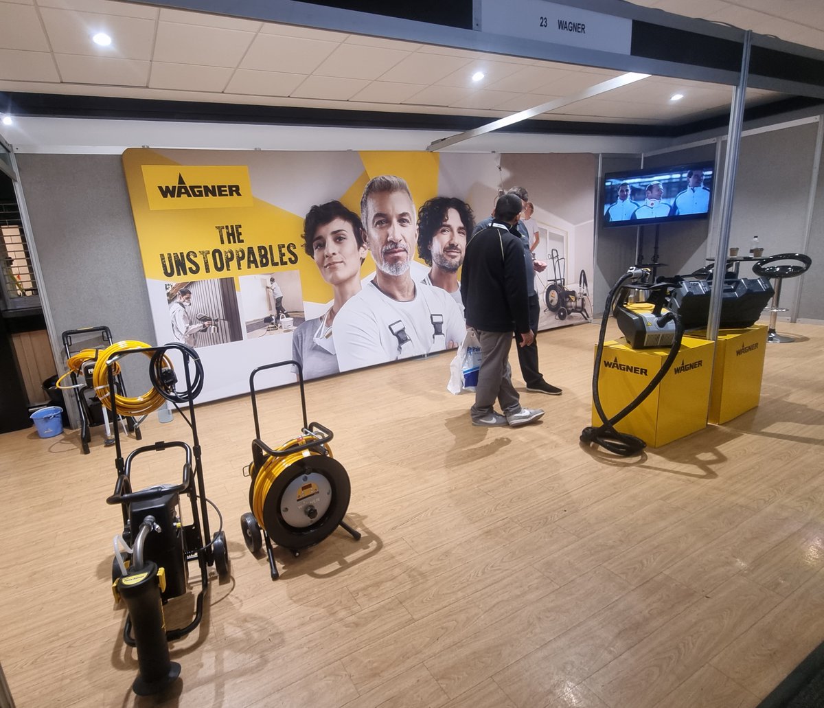 BenchmarkRSL's tweet photo. Fantastic day at Old Trafford for the Trade Decorator Live event, really good to see so many people there. Great stands on display from 3M, Zinsser and Wagner among others!
#merchandising #tradedecoratorlive #tradedecoratorlive2022 https://t.co/JnJ9uO1sWH