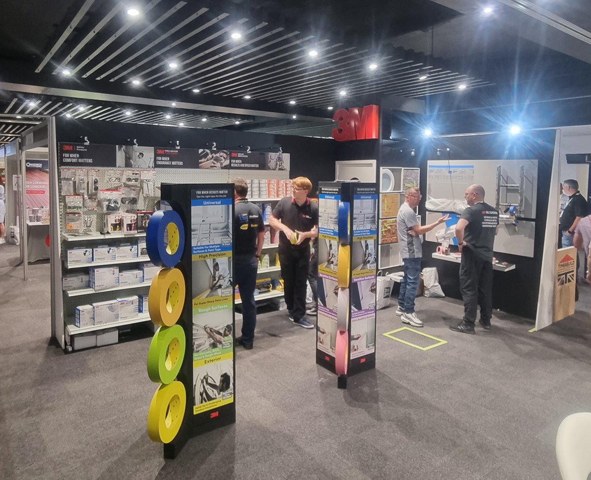 BenchmarkRSL's tweet photo. Fantastic day at Old Trafford for the Trade Decorator Live event, really good to see so many people there. Great stands on display from 3M, Zinsser and Wagner among others!
#merchandising #tradedecoratorlive #tradedecoratorlive2022 https://t.co/JnJ9uO1sWH