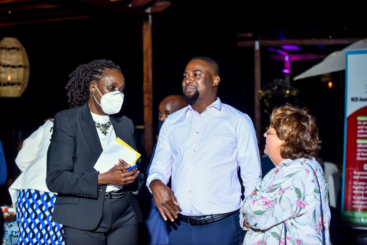 SMF_Uganda's tweet photo. Highlights of the SMF Art Exhibition and Cocktail Evening at Omono Hotel, thank you everyone turned up to support https://t.co/AKRUwi4Sy3
