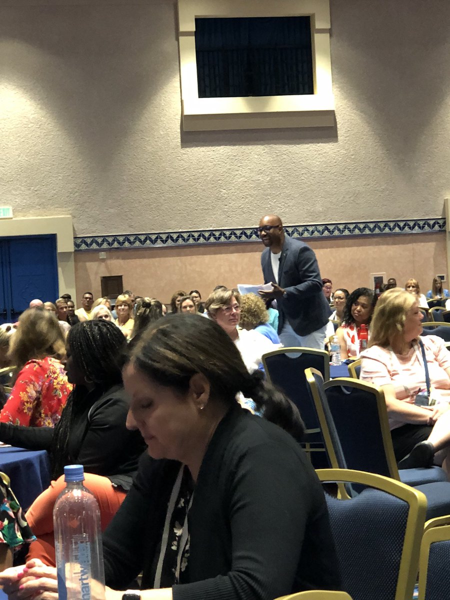 MegKBowen's tweet image. It’s a wrap! @kwamealexander + panel discussion + prizes &amp;amp; @WaltDisneyWorld confetti blast = an inspiring, motivating &amp;amp; memorable final day of #BE2022 Can’t wait to see everyone next year June 21-23 2023 @coronadosprings @Learn_Sci
