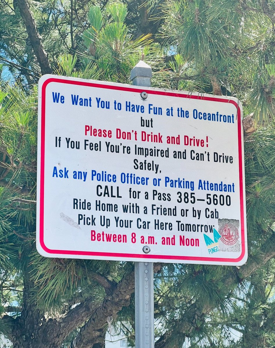 VBPD's tweet photo. #DYK If you're parked in one of the Municipal Parking Lots located at 2nd, 4th, 19th, 25th streets or Rudee Loop, you are eligible for a "DO NOT TOW," sticker? 

There's no excuse to drive impaired. If you need to leave your vehicle overnight, ask an officer or call 385-5600. https://t.co/YNBOXgimji