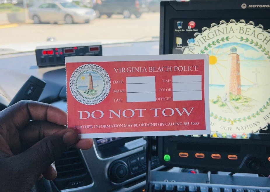 VBPD's tweet photo. #DYK If you're parked in one of the Municipal Parking Lots located at 2nd, 4th, 19th, 25th streets or Rudee Loop, you are eligible for a "DO NOT TOW," sticker? 

There's no excuse to drive impaired. If you need to leave your vehicle overnight, ask an officer or call 385-5600. https://t.co/YNBOXgimji