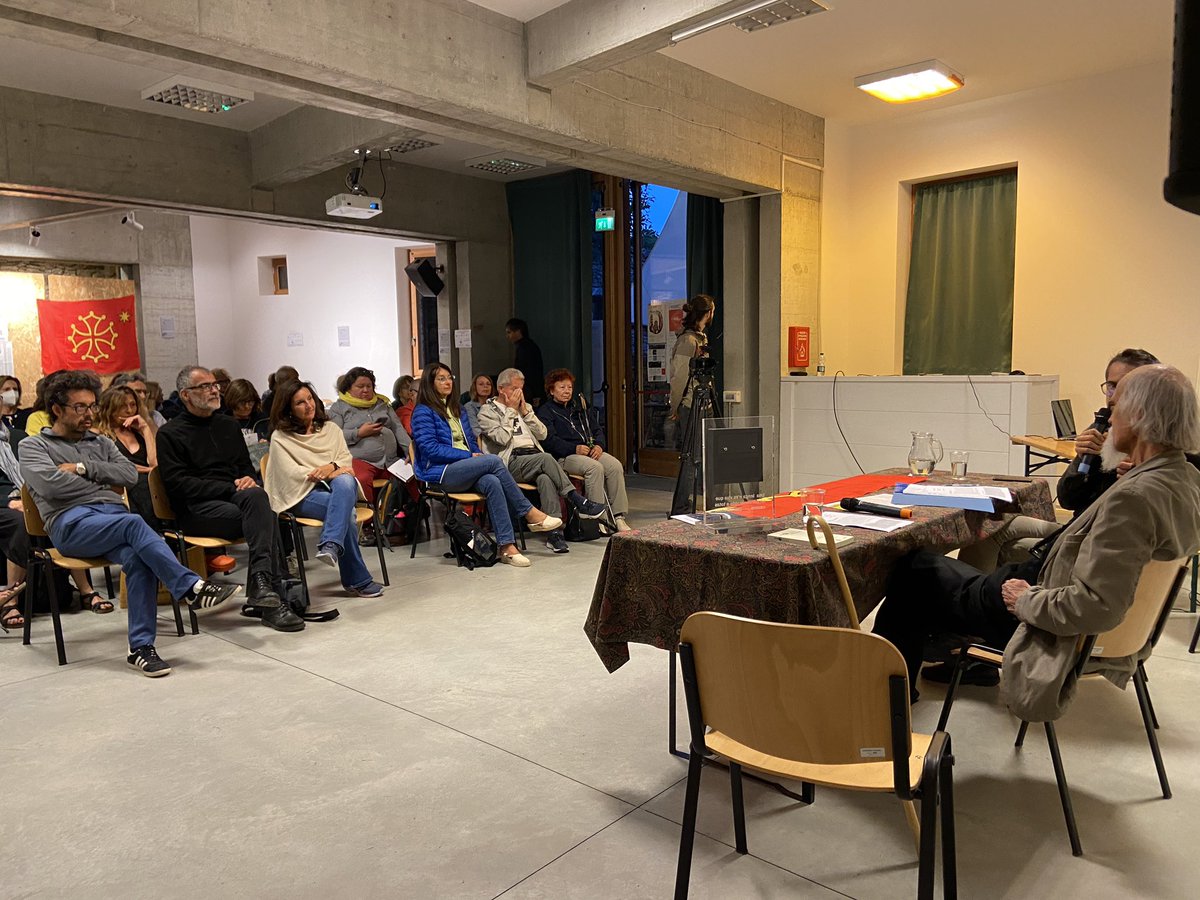 GretaMessori's tweet photo. Il Premio Ostana è iniziato: si canta in tante lingue e poi si parla di cultura occitana. Tutto regolare 🤍
@OstanaIn @Chambra_dOc https://t.co/FYURjeNvNW