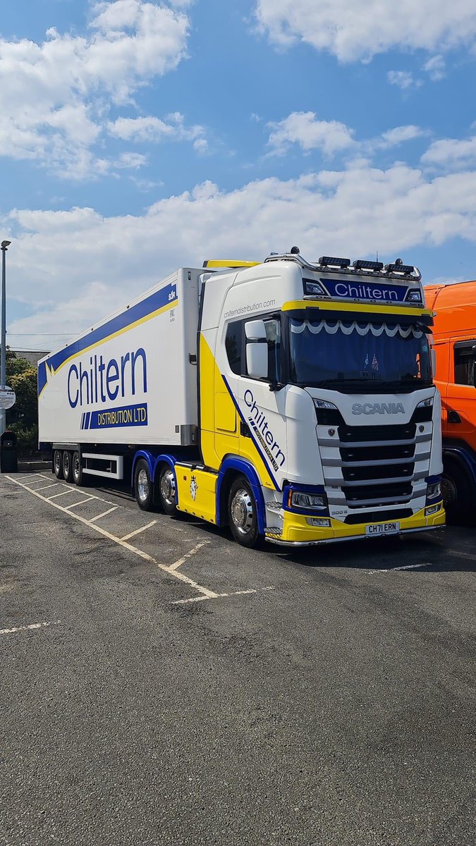 ChilternDist's tweet image. Happy Friday. We hope you have a great weekend. #FridayFeeling