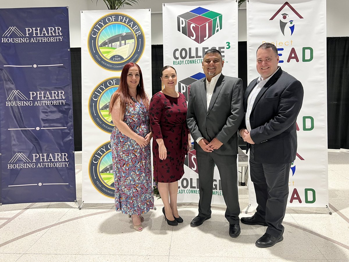 advisorcgarcia's tweet photo. Thank you @PSJAISD @PharrTx and Pharr Housing Authority for your partnership. The scholarships awarded to our students will assist them achieve their post secondary goals. #ProjectREAD #classof2022 #removingobstacles https://t.co/qAY65mOlwp