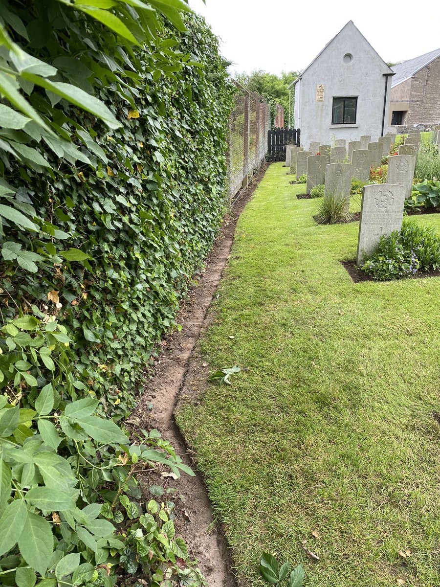 MalcolmRossNI's tweet photo. Testing the new @cwgc powered edging machine at Irvinestown Church of Ireland Churchyard, County Fermanagh https://t.co/l6hiQqTj5v