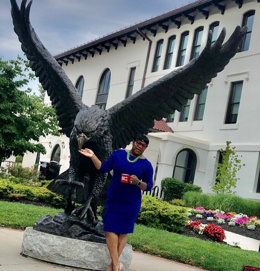 Yesterday, I ended my day @Montclair Red Hawk Fellow Program as a guest speaker.  My audience were students who are facing barriers. Although my story isn’t a pleasant one, it’s always a pleasure sharing it with the hopes of inspiring others to beat the odds. Thanks 4 the MSUSwag