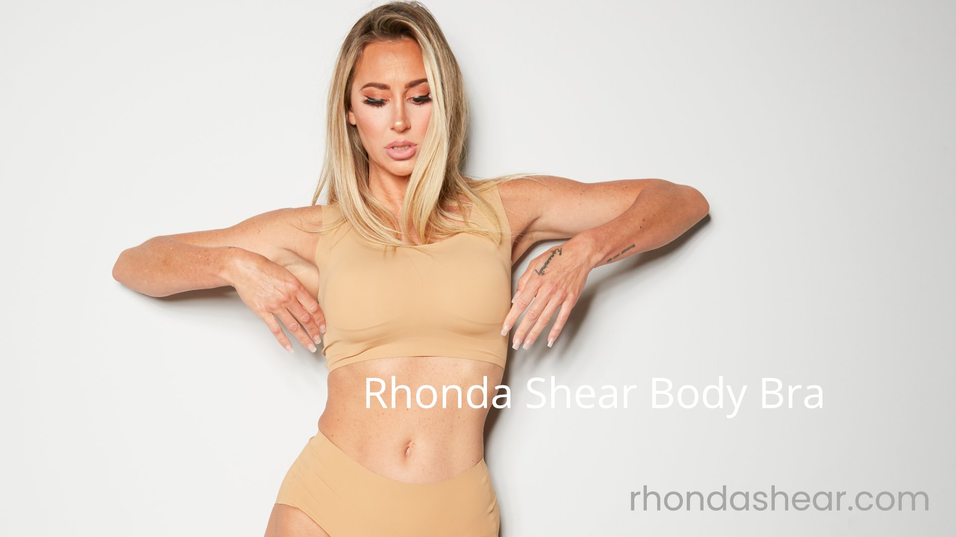 Rhonda Shear on X: Hug those Beautiful Curves with the Rhonda