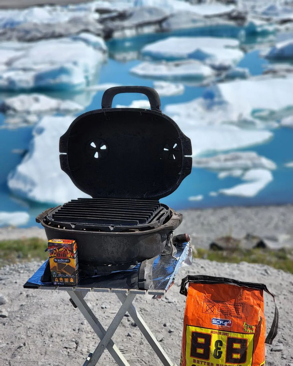 bbcharcoal's tweet image. BBQ and a view. What more could you ask for? 🤗👌

📸bigjsbbqak

#Alaska #bbcharcoal #cleanburn #chargriller #awardwinning #bbq #barbecue #barbeque #smoked #pitmaster #charcoal #bbqlife #bbqlove #bbqlifestyle #pitmasters #grillmasters #grilling #grilllife #bbqislife #briquets