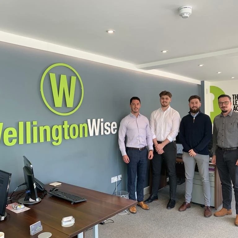 Thanks 2 another sponsor 4 this year's 2022 <a href="/royston_in_blue/">Royston In Blue 26th JUNE 2022</a> @WellingtonWise
5k FUN run &amp; Walk for all the 👪 &amp; 🐕 all at your own pace!
Sunday 26/06/22, <a href="/Royston_Heath/">Royston Heath</a> 11am start in aid of <a href="/TeenageCancer/">Teenage Cancer Trust</a>