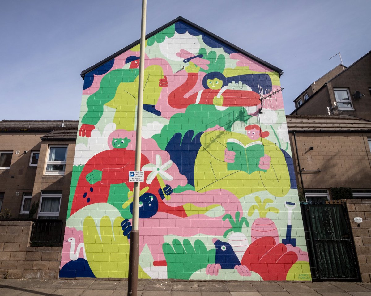 This weekend, head over to Stobswell to see the gorgeous new mural from #LaurenMorsley. We absolutely love it, and think it will make the ultimate #selfiespot! Don't forget to tag us in your pictures!

#PutDundeeonYourMap #PublicArtScotland #Murals