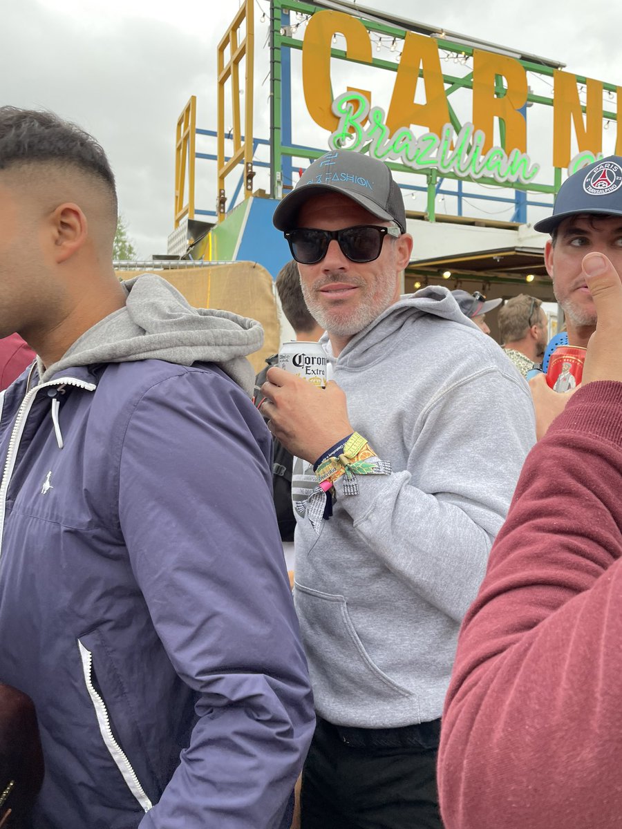 Luke_gR's tweet photo. When you get caught out at @glastonbury trying to take a ‘sly’ picture of @Carra23. I wasn’t very “incognito” 😂 #Glasto #glastonburyfestival2022 https://t.co/0ElNtL6MXu