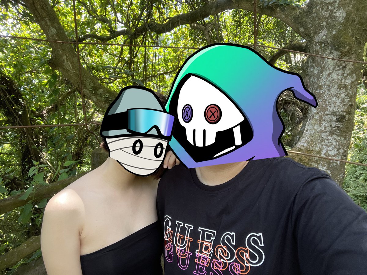 ZeoNFT's tweet photo. So me and my gf (both irl and nft 😂) went out and touch grass today! Also say hi to my bunny who's also coincidentally named gojo @elichuz 

Peep the @GhostfaceNFT stickers 👻 
#GhostfaceWeek Day 5! https://t.co/HPBip63i8u