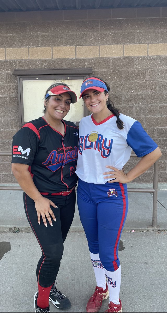 Opponent today, roommate and teammate starting August 25th!! Let’s go!   <a href="/tairiaflowers/">Tairia Flowers</a> <a href="/Christianconr15/">Christian Conrad</a> <a href="/mysha_sataraka/">Mysha Sataraka</a> <a href="/lmulionsSB/">LMU Softball</a> <a href="/LindsayODell14/">Lindsay  O’Dell</a>