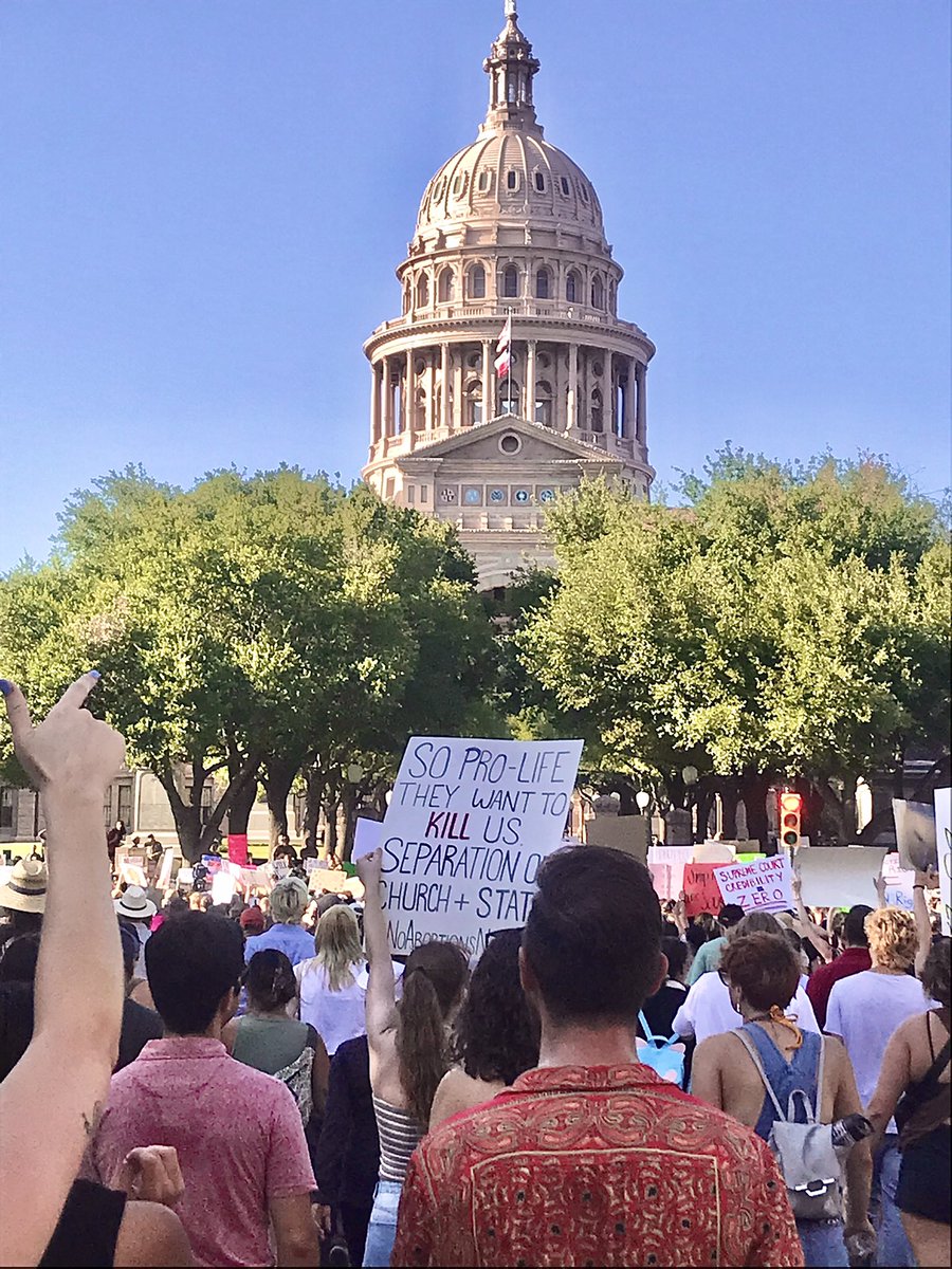 Laura Braden tweet media