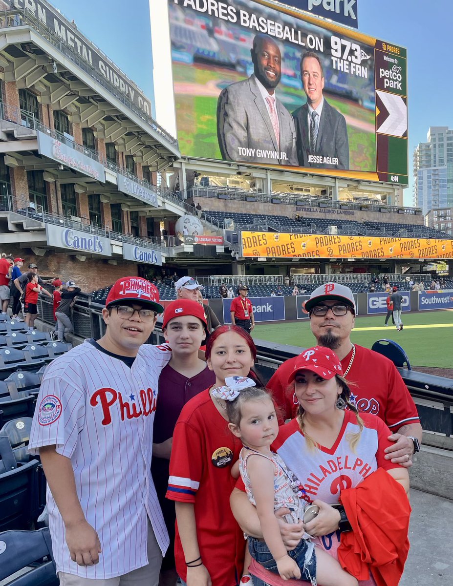 PHILLY2CAliEAGLE tweet media
