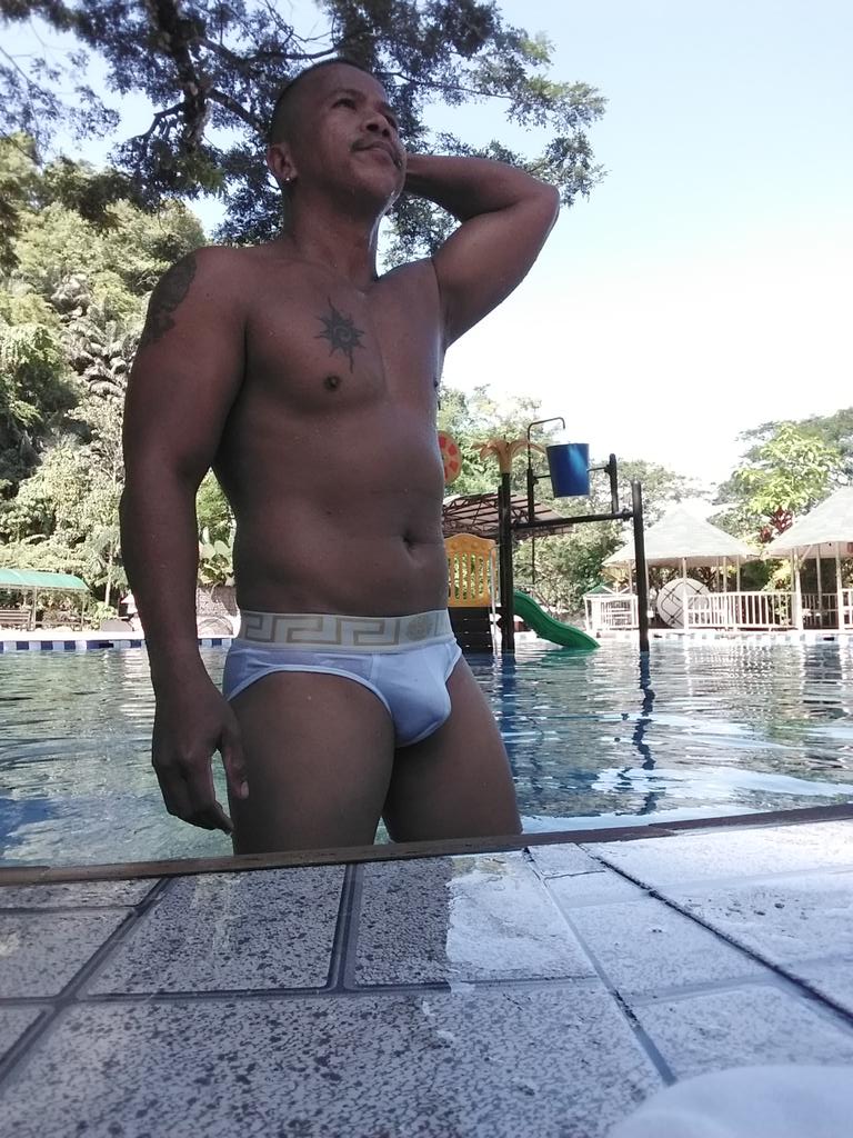 AbzMatcho's tweet photo. Model of the day https://t.co/IAoIvVZFy7