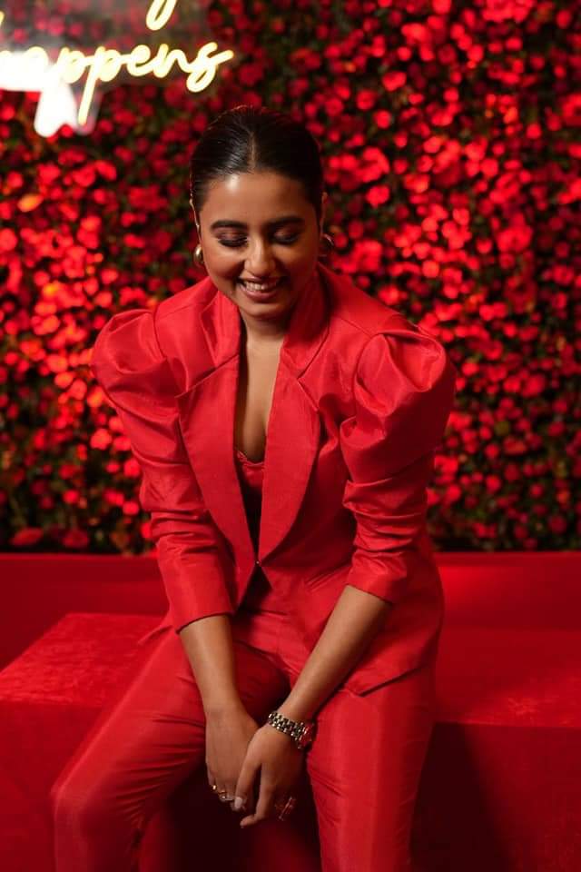 20Karnika's tweet photo. Don’t save bold lashes and red lips for nighttime do it in the day . ❤🔥

@Iamswastika https://t.co/cSdWqzUlQf