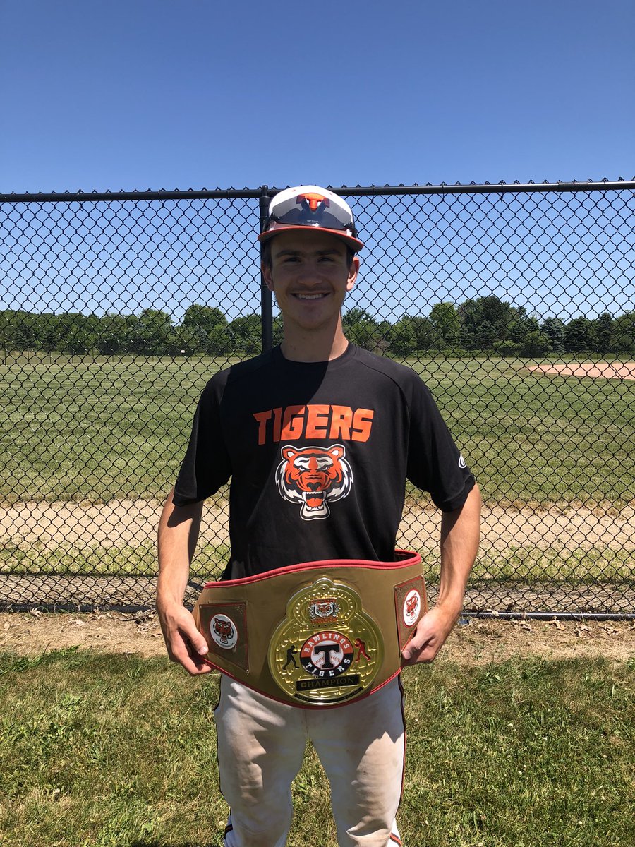 Offensive Player of the Game goes to Austin Wittrock <a href="/austinwittrock6/">Austin Wittrock</a> <a href="/SBRileyBaseball/">SB Riley Baseball</a> <a href="/RecruitTigers/">Rawlings Tigers National Recruiting</a> Austin went 2 For 3, 1R, 1SB