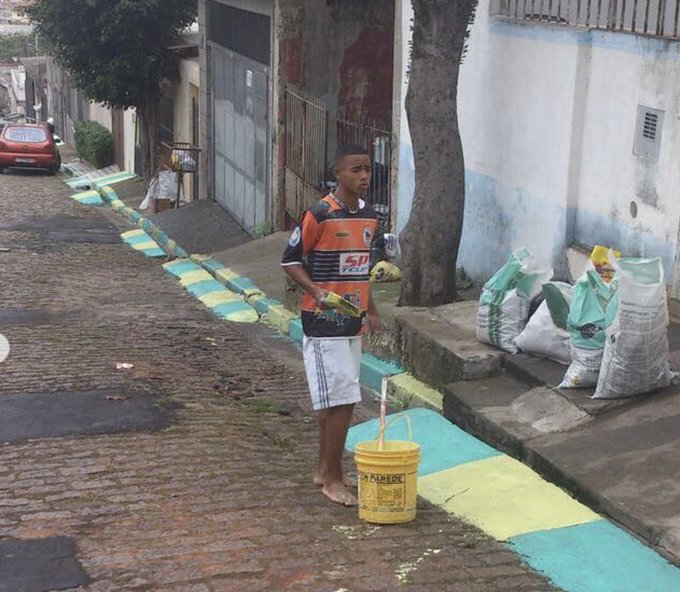 Photos Of Gabriel Jesus Painting Streets In Brazil Before Fame Money Emerges Sportsbrief Com