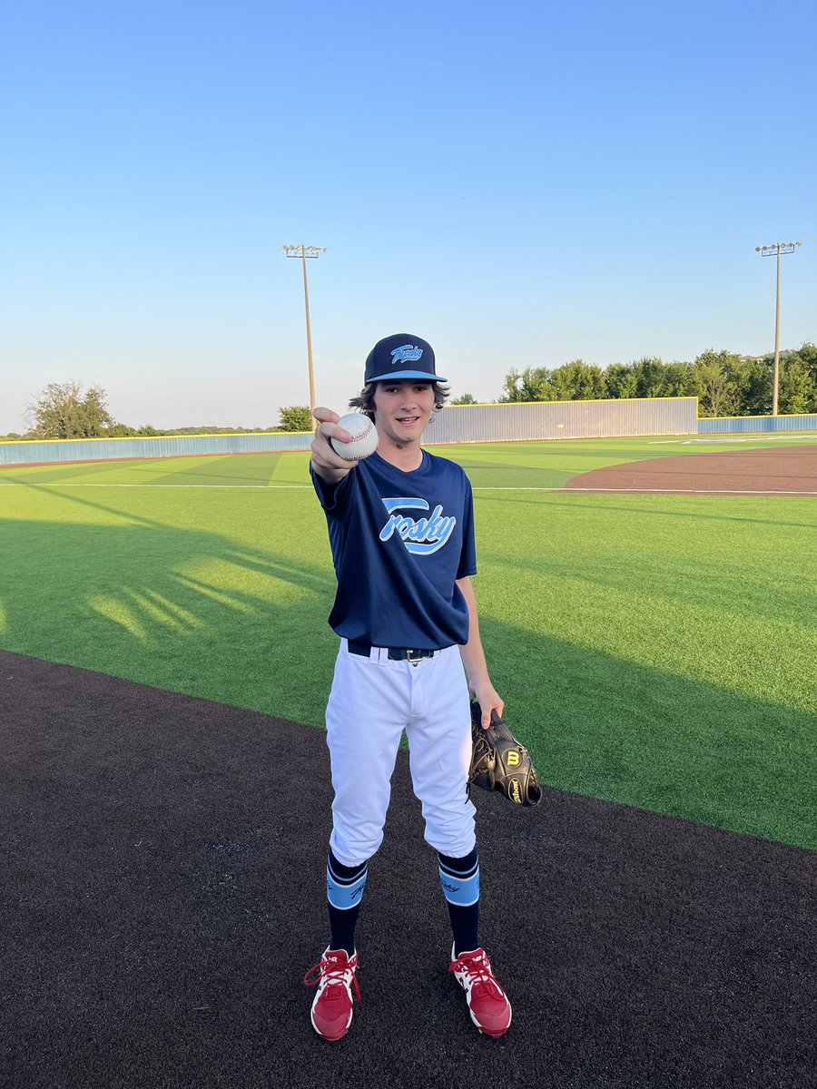 #DFWShowdown F: <a href="/Troskytexas/">Trosky Texas Baseball</a> Rodriguez 11, Citius Velocracy 17U National 8
PoG: Joshua Schildcrout 1-1, 2B, 3 RBI, R
Pitcher: Caleb Nichols 3.2 IP, H, 0 ER
Notable: Romel Reyna 1-2, 2B, 2 RBI, 2R