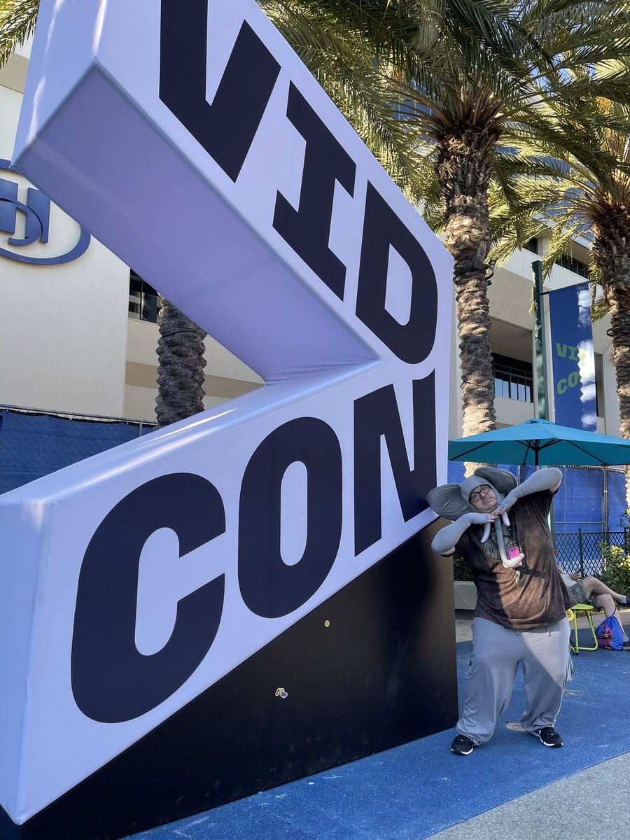 JohnniRiddlin's tweet photo. @VidCon #vidcon #vidcon22 #vidcon2022 https://t.co/z6OG9tXLR1