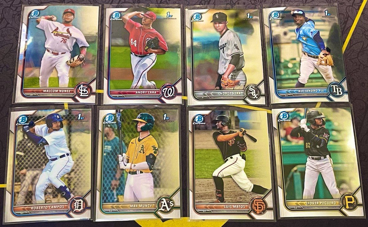 DirtyWorldGamin's tweet image. ⚾️ Bowman chrome prospects ⚾️ 

$1 ea or $3 for 5!
Reply w/name of player.
🚢 pwe $1/bmwt $4

#DirtyWorldStax 
@MDRANSOM1 @sports_sell @TheHobby247 @HiveRetweets @CardboardEchoes @HobbyRTs @Hobby_Connect @HobbyConnector