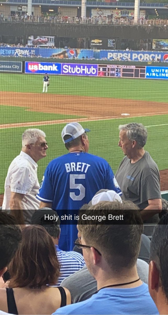 DVO_5's tweet photo. Iβm the #GOAT himself George Brett #tarbat #BaseBall #royals https://t.co/1K5zW5z6G7