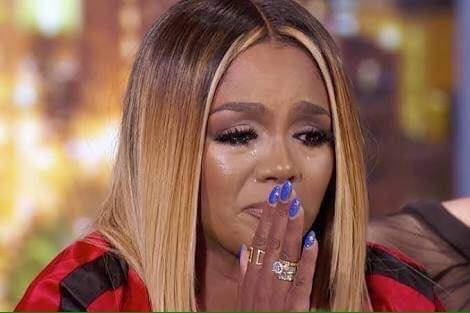 lo_ve_bug's tweet photo. Haibo at least the side chick is not pregnant😭 imagine though 🙆🏼‍♀️
Hhayi ziyakhala 🤞🏼😭

Kodwa why Kwesta 😭 https://t.co/0NBD3CszY6