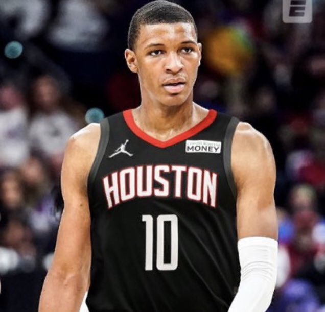 vnnhoopnews tweet picture