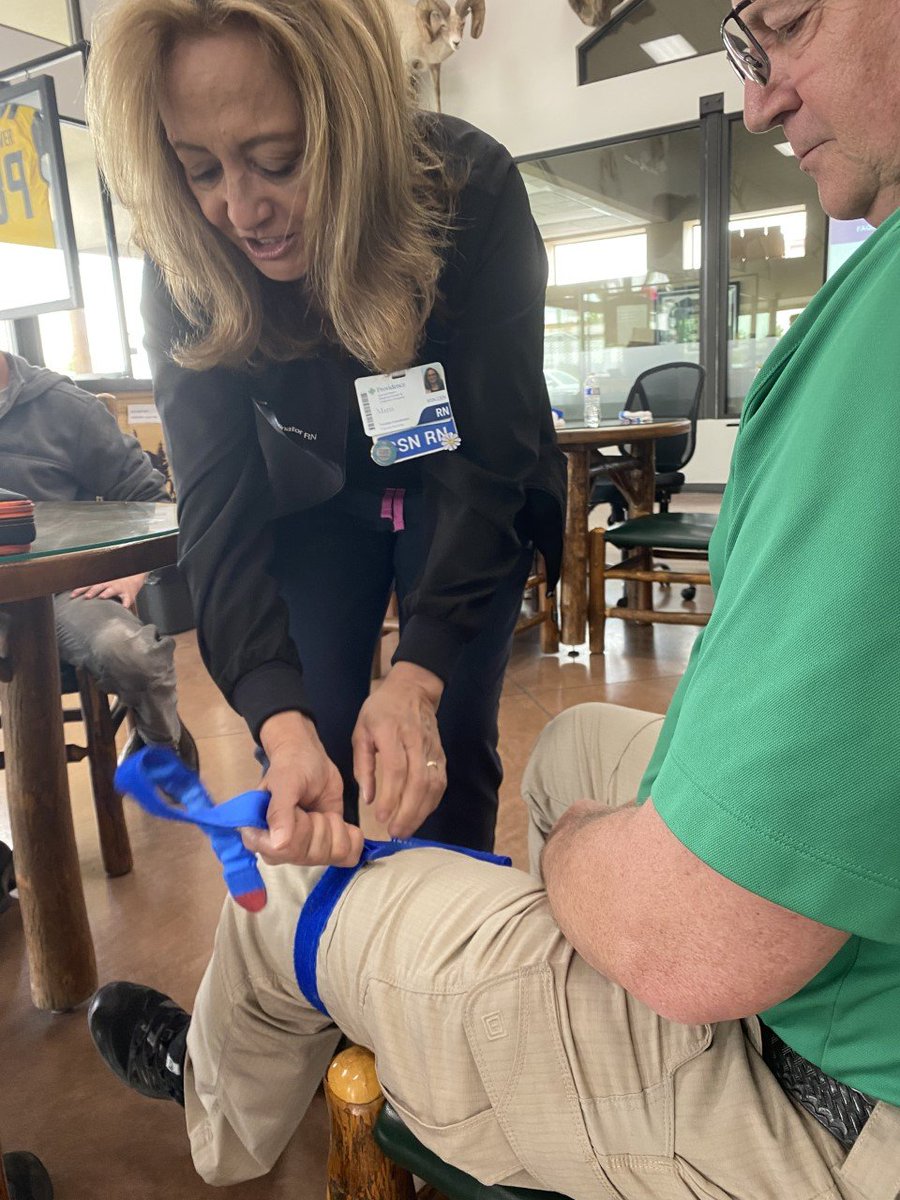 emilyblume09's tweet photo. "It's a life skill that everyone needs to know," Denise McCurdy told us, of applying a tourniquet. In today's world, this is as critical as CPR. 

Stop the Bleed teaches people all they need to know to provide this life-saving technique.

Tonight @kxly4news, at 8:00! https://t.co/IgVBf67xVq