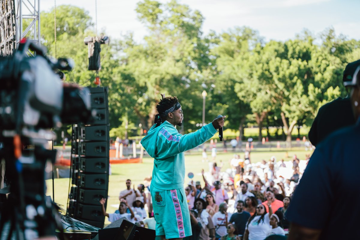 SES_Official's tweet photo. Something In The Water | Audio &amp; Lighting | June 17-19, 2022 | Washington, D.C.
​
The @360Festivals team from SES and @musicmattersprod supplied lighting and audio for all four stages - three festival stages and Sunday morning’s pop up church. 
​
📸: @artbysoto https://t.co/y2In34z2xc