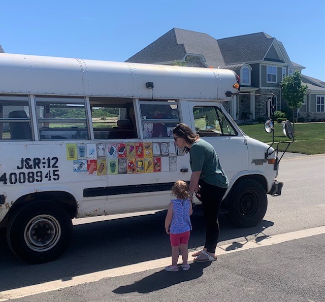 ShodeenHomes's tweet photo. The Ice Cream Truck ๐ง๐จ was making
the rounds at our Norton Lake Community! What's your ice cream truck favorite?
#chacotaco #KingCone #strawberryshortcake
#pushups #snowcones๐ง #firecrackerpop #crunchbar
#icecreamsandwich #summer2022
#summervibes #shodeenhomes https://t.co/4Tjo7QoYBN
