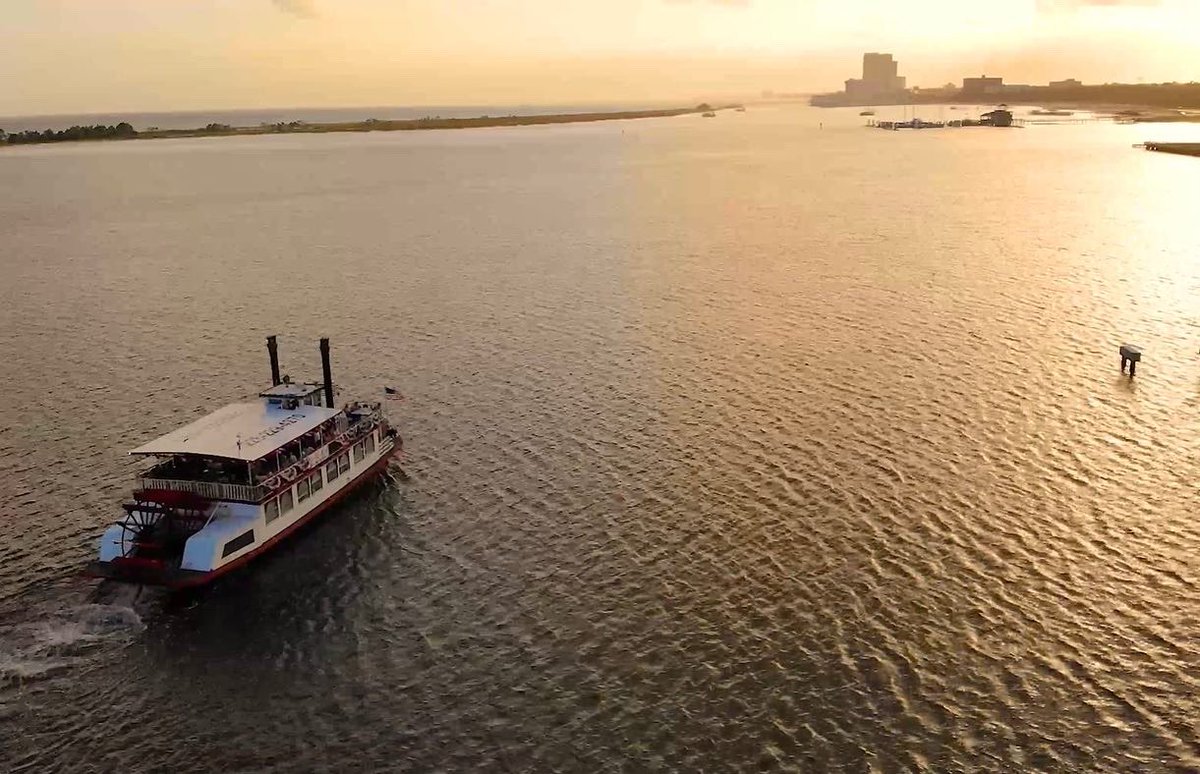 RCLFMS's tweet photo. #Flashbackfriday to our time working with Captain Mike of Betsy Ann Riverboat - Biloxi, MS to fulfill his dream of owning his own business and becoming a boat captain. 🚢 

We are so proud of Captain Mike and the growth and success of his business 🌅 https://t.co/vTuaotU9nT