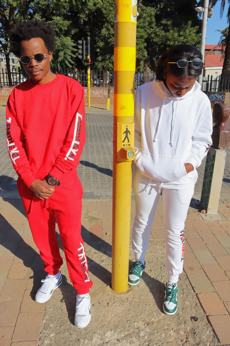 LehumoLetageng's tweet photo. Zenith Level New Merch Available For Purchase And Orders🔴⚪⚫Dm Us
Zenith Level Pair R600.
Zenith Level Hoodie R350.
Zenith Level Sweater R330.
Zenith Level Longpants R300. https://t.co/ei22LlMHP6