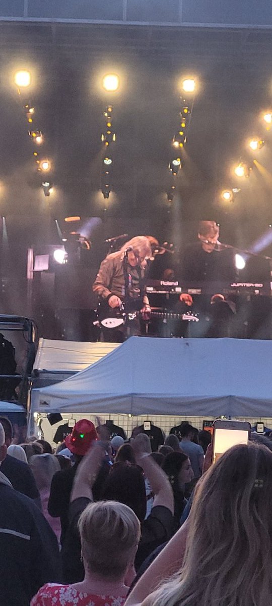 Joe Walsh is a fukin legend