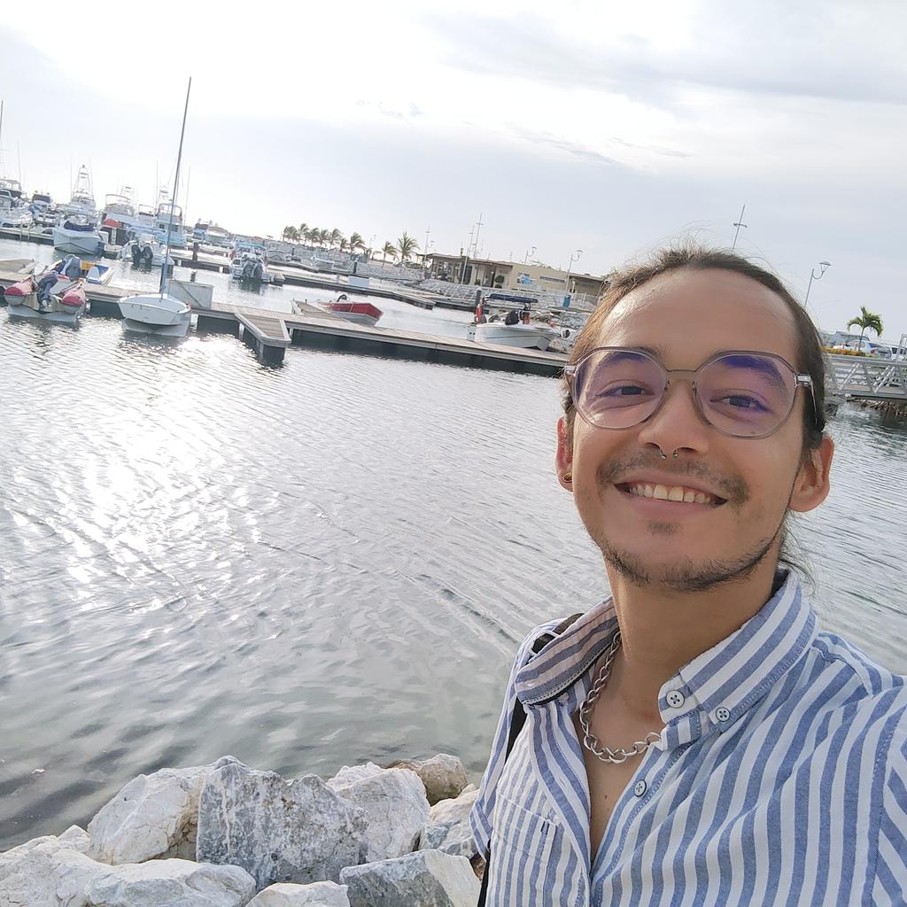 DarihenM's tweet photo. #NuevaFotoDePerfil https://t.co/h0dVyRJ9Ia