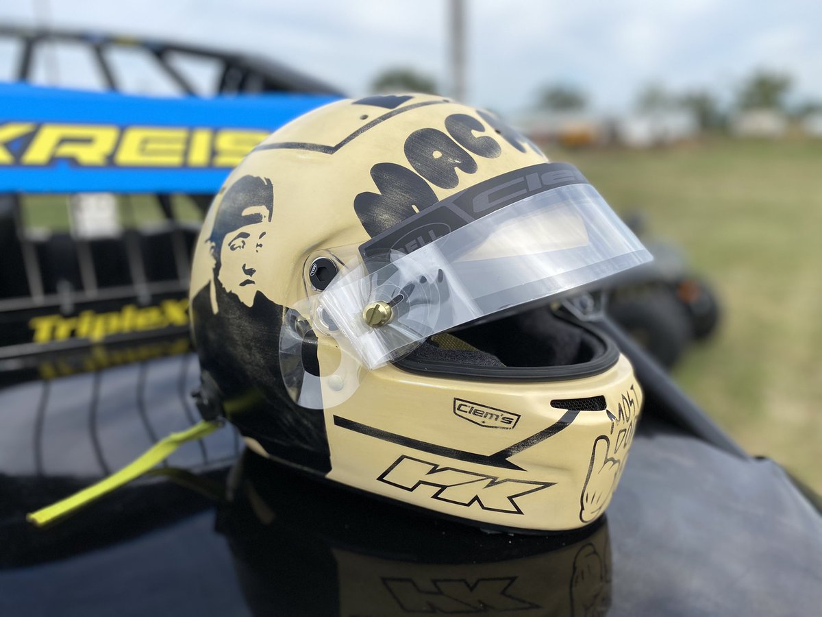 DKR_Motorsports's tweet photo. Race day at @TerreHauteTrack with a fresh @BellRacing1 by @ClemsHelmet 🔥

Hot laps: 6:30p https://t.co/xDpC9fRWaV