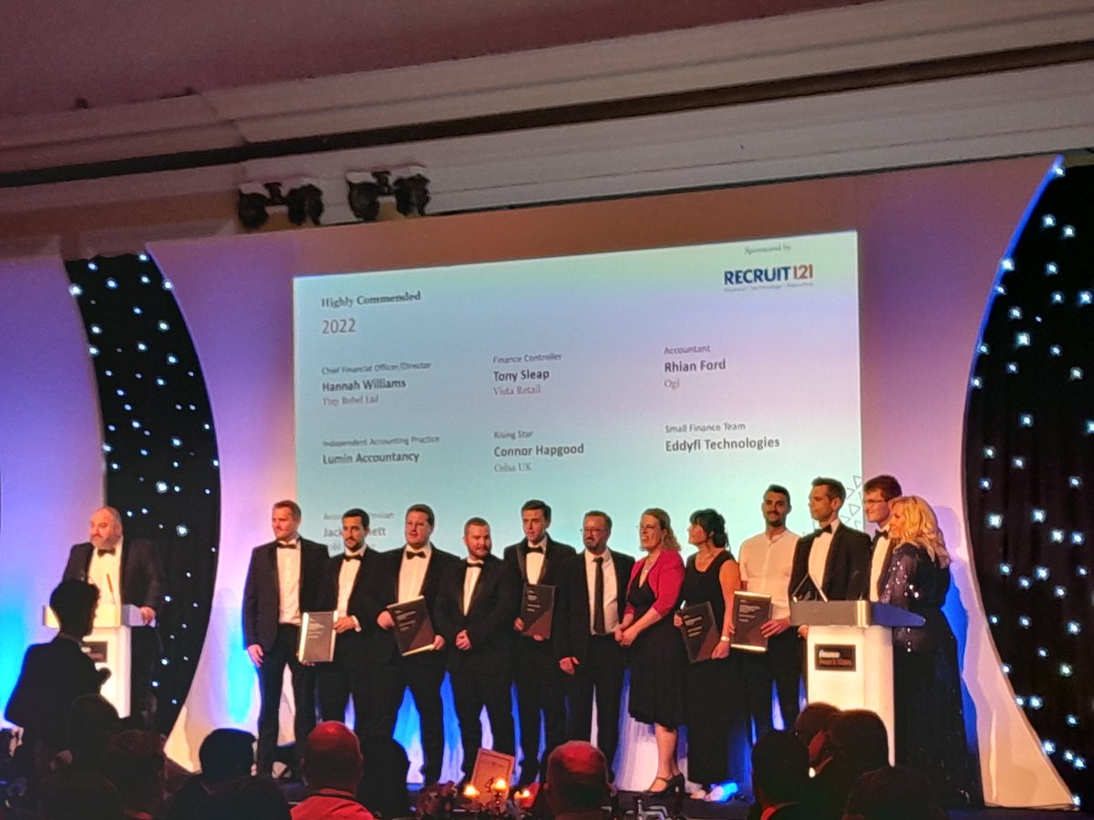 finawardswales's tweet photo. Given the quality of entries, judges felt 7 highly commended awards are deserved!
These go to:Hannah Williams of @tinyrebelbrewco
Tony Sleap of @vistaretail
Rhian Ford of @ogiwales
@LuminAccounts
Conor Hapgood of @CelsaGroup
@eddyfi
Jack Bennet of @poblgroup
#finawardswales https://t.co/mnsS2UTrCB