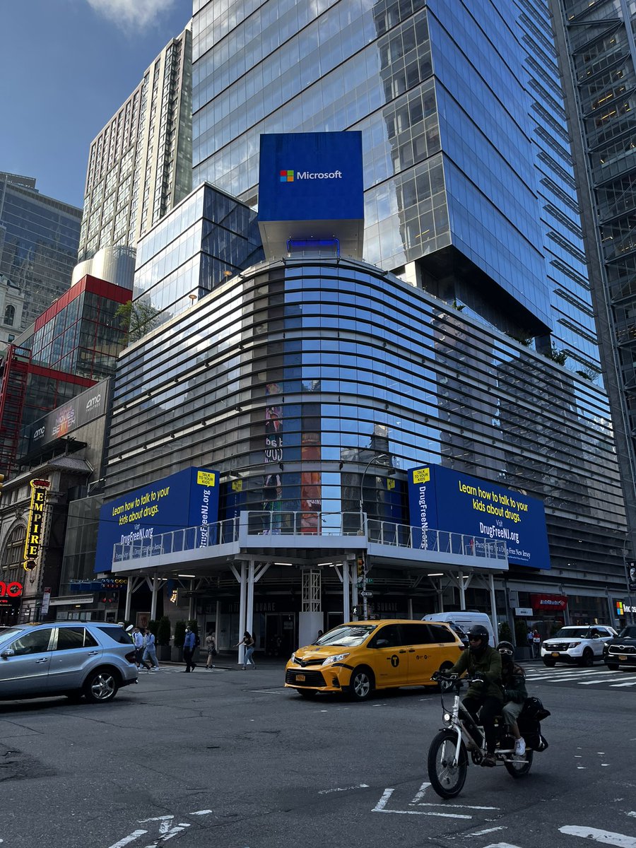 SlsDaysNYC's tweet photo. That’s a wrap! Thanks for hanging out with us. See you next year! #ServerlessDaysNYC https://t.co/mJn81qJcrO