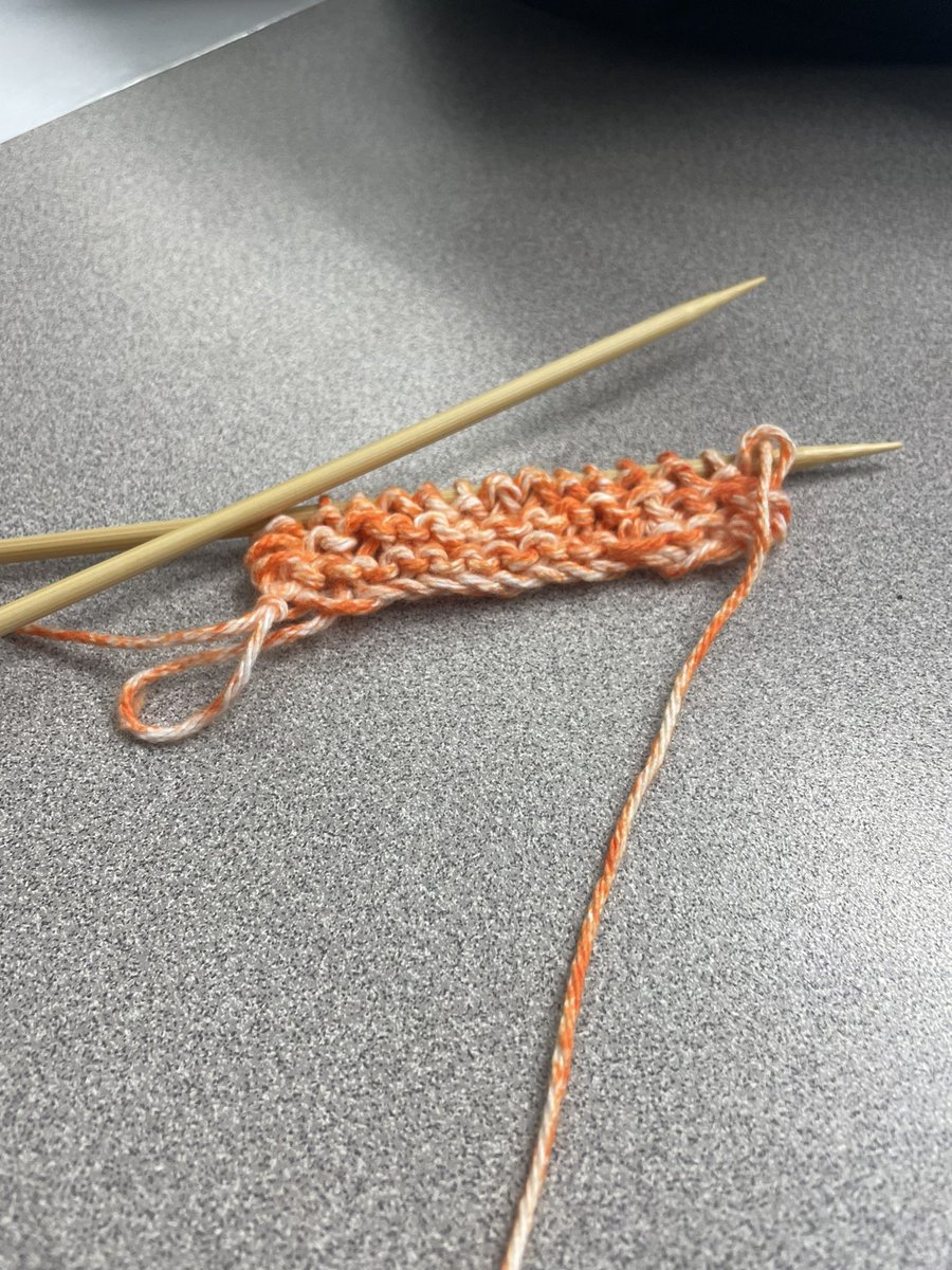 AshleyKenyon89's tweet photo. Yesterday I learned to knit 🧶. It’s getting tighter as I go. I’ve done a double stitch, a drop stitch, purl, and knit phew! Thanks @MrsDabek! https://t.co/HX5547gZvO