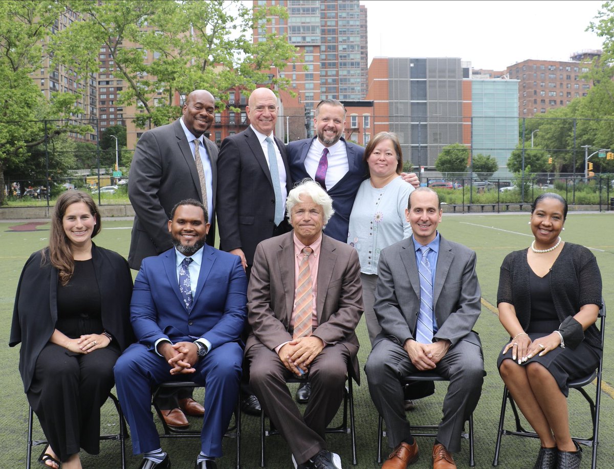 Because we can use all the joy and light today!  <a href="/JskHighSchool/">Judith S. Kaye High School</a> <a href="/cooptechny/">Co-Op Tech</a> <a href="/District79NYC/">District 79</a> and ACCESS leadership celebrating the #classof2022, just missing AP Rullan who is in Atlanta #winning with students #dreamteam #leaderswithheart #unstoppable @ExecSuptLisante @d79SuptZweig