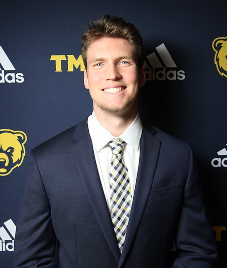 TMU_MBB's tweet photo. BEARS ON THE MOVE! Congratulations to assistant coach and former player @spencer30smith as he moves on to become the assistant boys basketball coach and teacher at Brookwood School (@BwoodWarriors) in Thomasville, Ga., joining @NateVanDuyne. https://t.co/ULGhshca5r