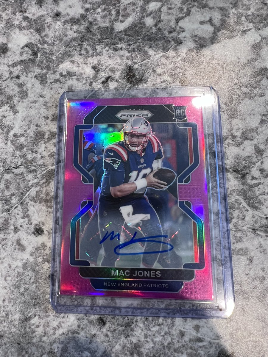 BZSportsCards tweet media